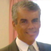 Luis Olivos